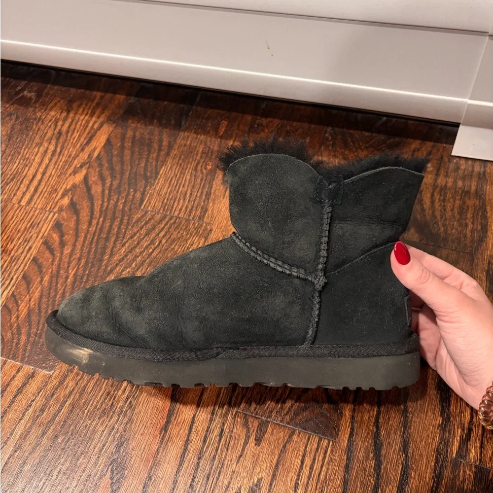 UGG Mini Bailey Button Black Boots Size 8 Women’s